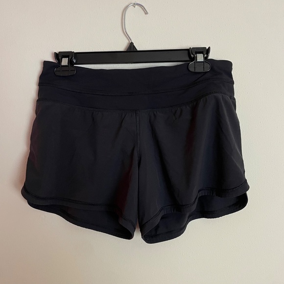 lululemon Groovy Run athletica Women's Athletic Shorts - Picture 3 of 6